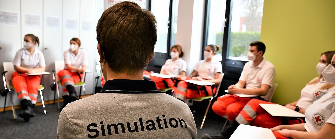 Bühnenbild_Debriefing_1